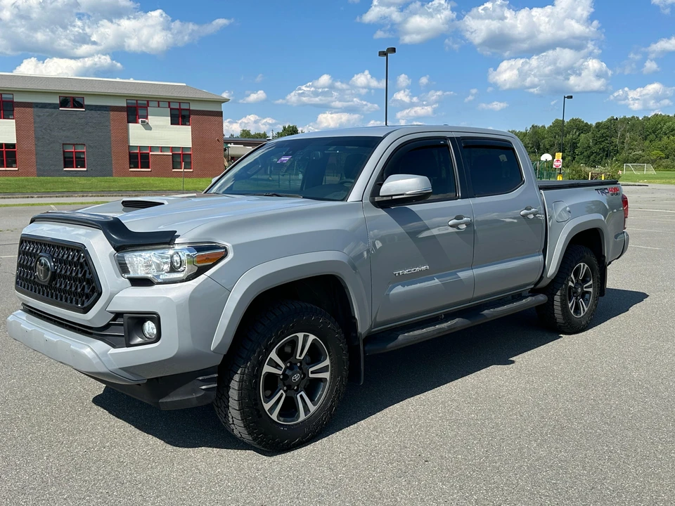 2018 Toyota Tacoma 3rd Gen - Image 8 of 31