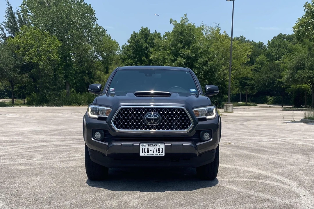 2018 Toyota Tacoma 3rd Gen - Image 6 of 31