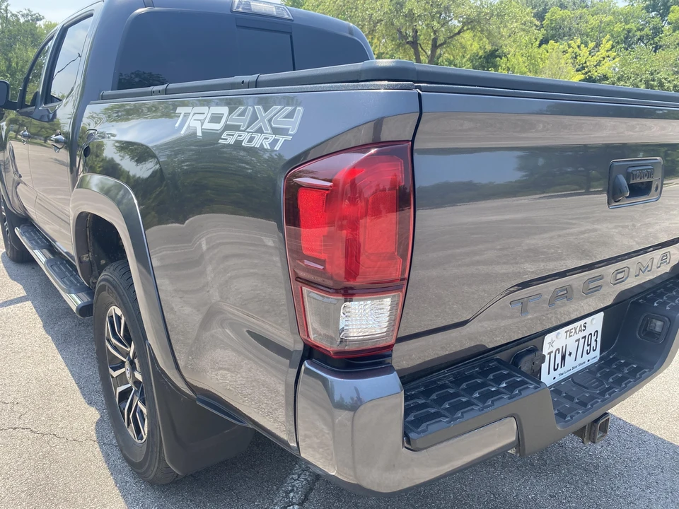 2018 Toyota Tacoma 3rd Gen - Image 22 of 31