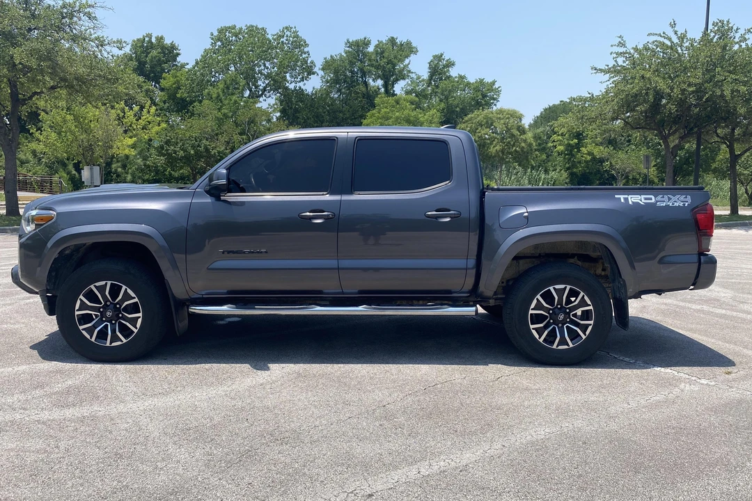 2018 Toyota Tacoma 3rd Gen - Image 3 of 31