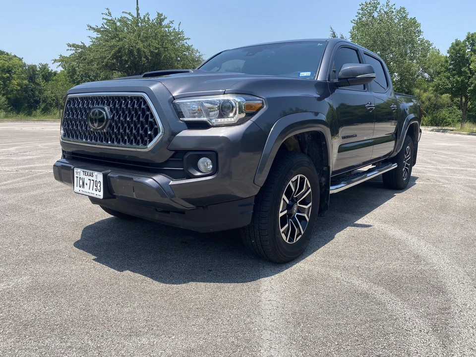 2018 Toyota Tacoma 3rd Gen - Image 9 of 31