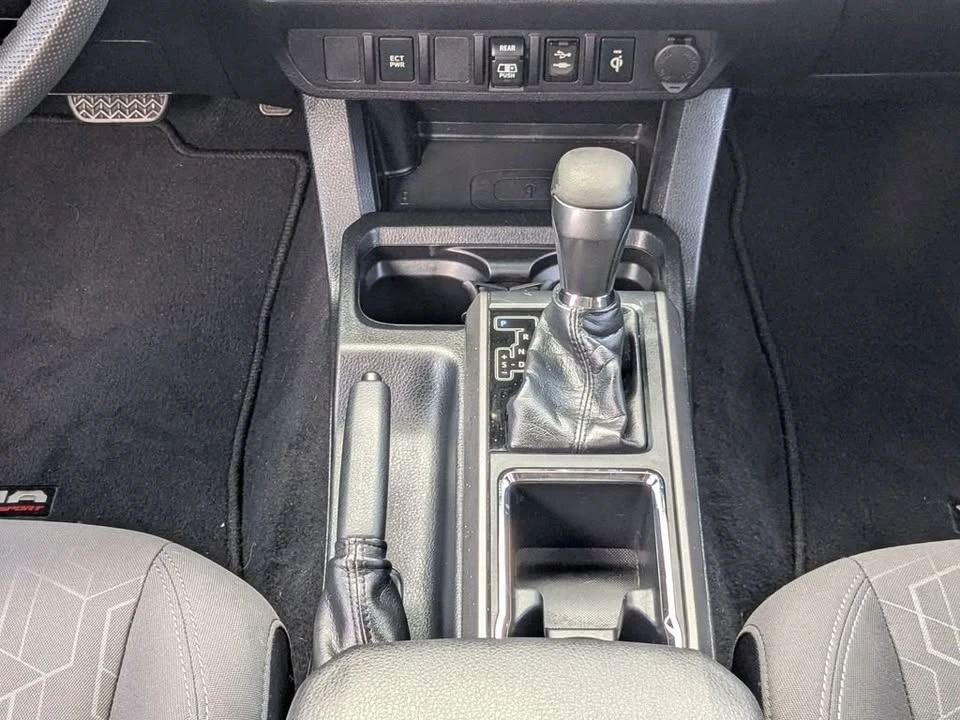 2018 Toyota Tacoma 3rd Gen - Image 19 of 20