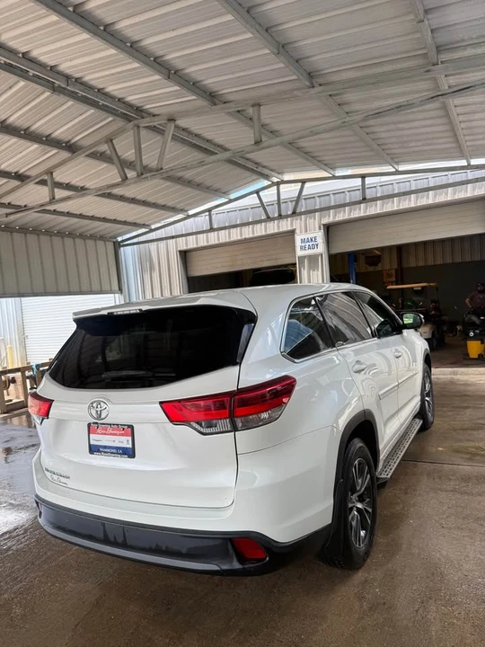 2018 Toyota Highlander - Image 5 of 15