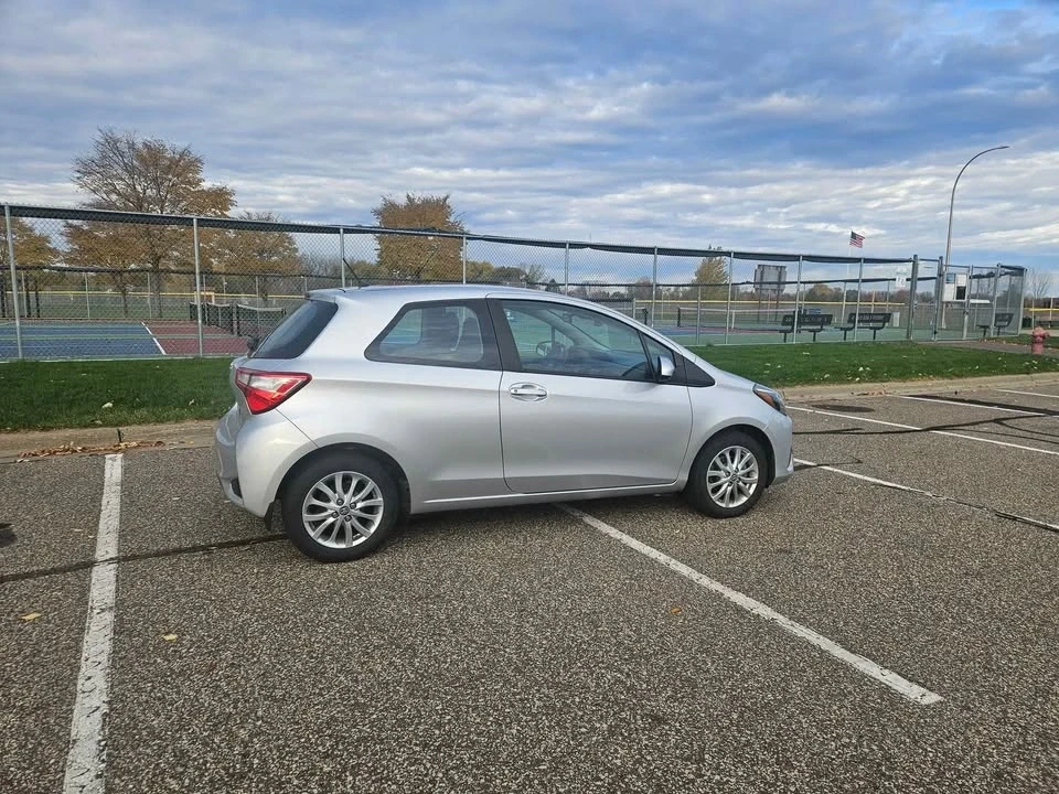 2018 Toyota Yaris - Image 2 of 6