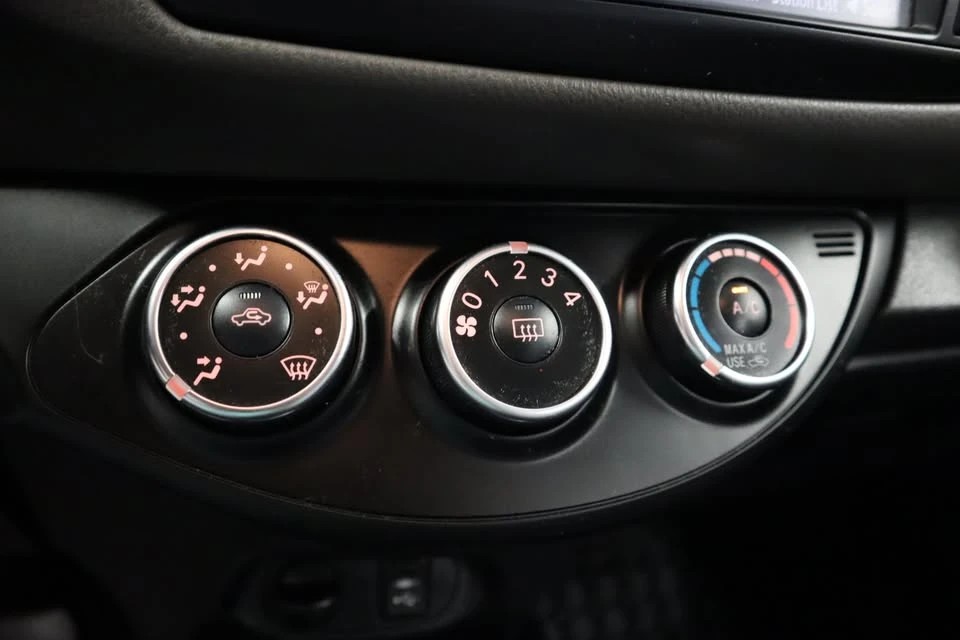 2018 Toyota Yaris - Image 4 of 20