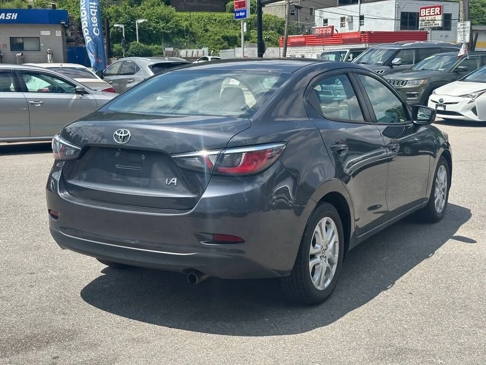2018 Toyota Yaris - Image 5 of 11