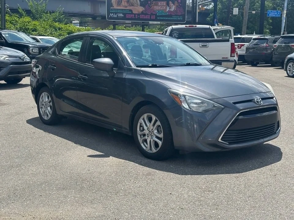 2018 Toyota Yaris - Image 4 of 11