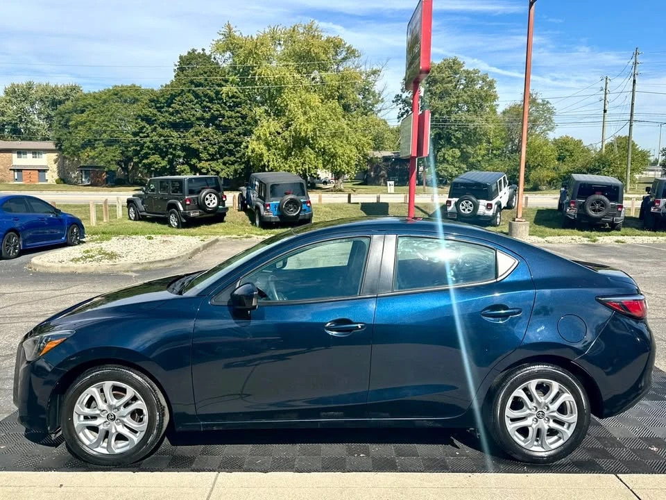 2018 Toyota Yaris - Image 16 of 20