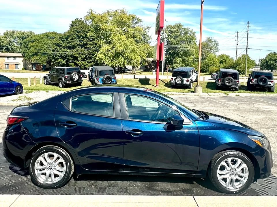 2018 Toyota Yaris - Image 15 of 20
