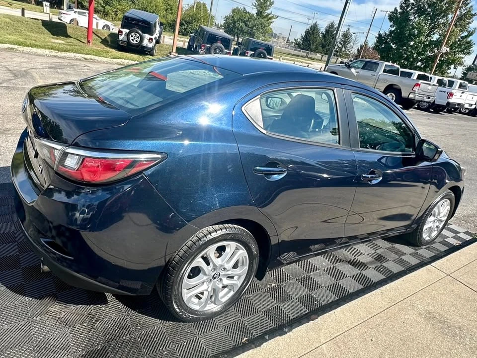 2018 Toyota Yaris - Image 8 of 20