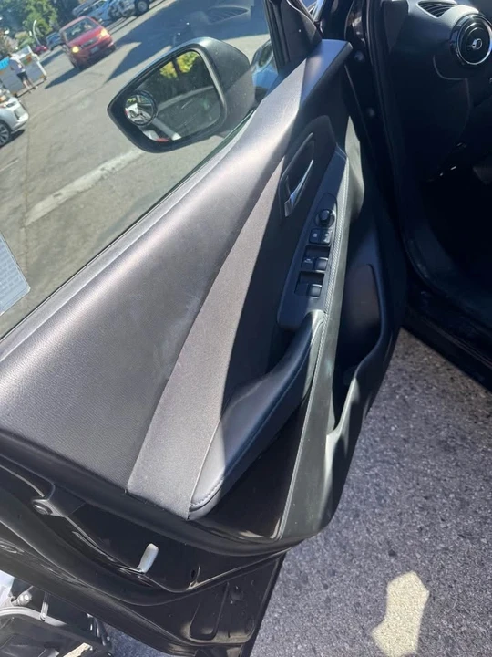 2018 Toyota Yaris - Image 7 of 11