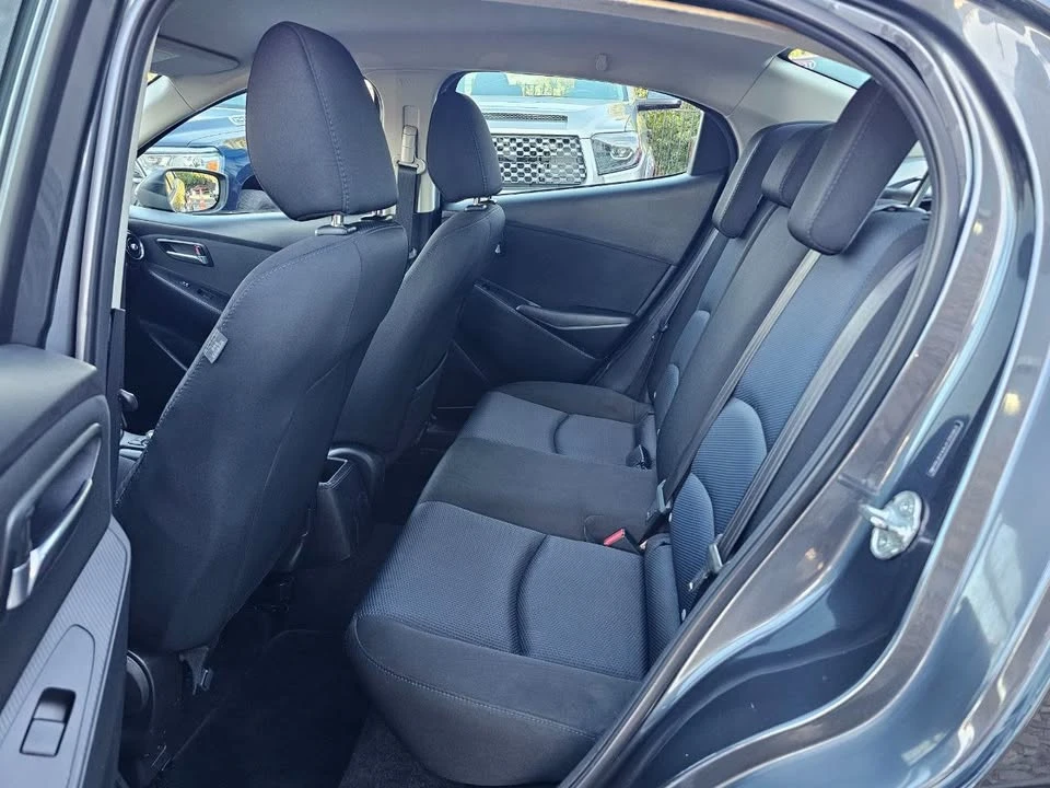 2018 Toyota Yaris - Image 7 of 18