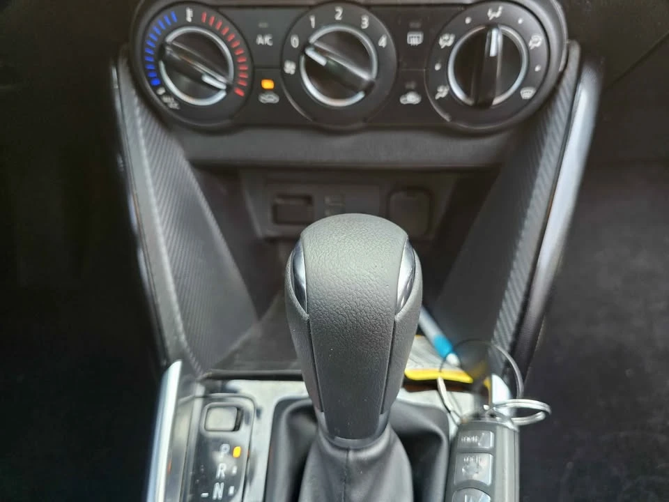 2018 Toyota Yaris - Image 13 of 20