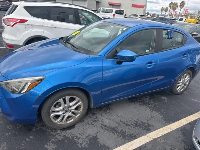 2018 Toyota Yaris - Image 2 of 12