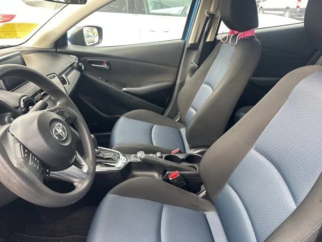 2018 Toyota Yaris - Image 7 of 12