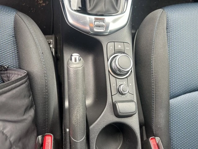 2018 Toyota Yaris - Image 11 of 12