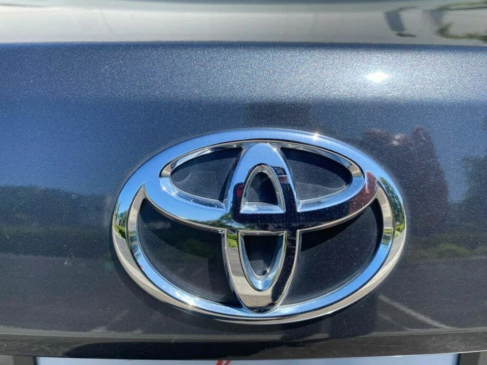 2018 Toyota Yaris - Image 14 of 18