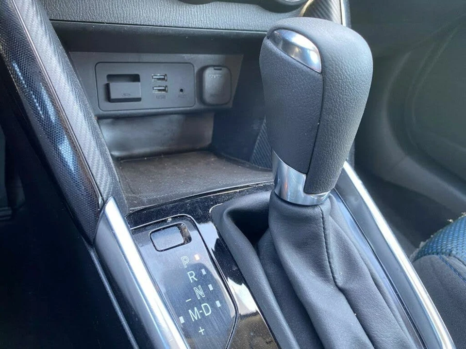 2018 Toyota Yaris - Image 9 of 18