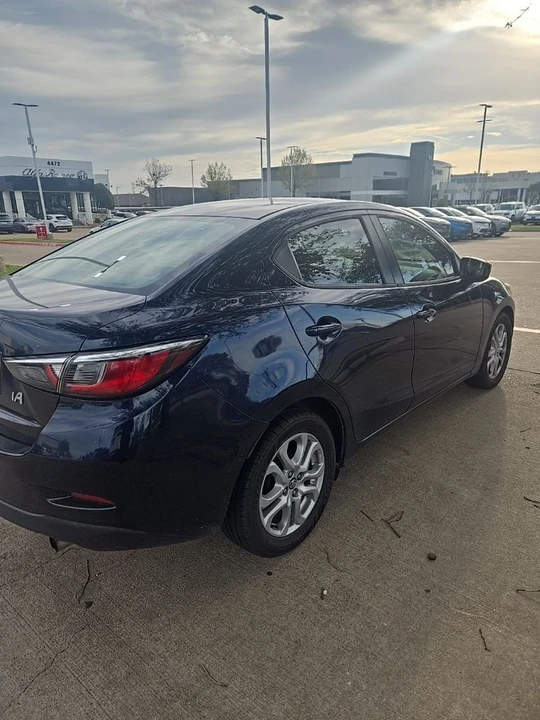 2018 Toyota Yaris - Image 4 of 6