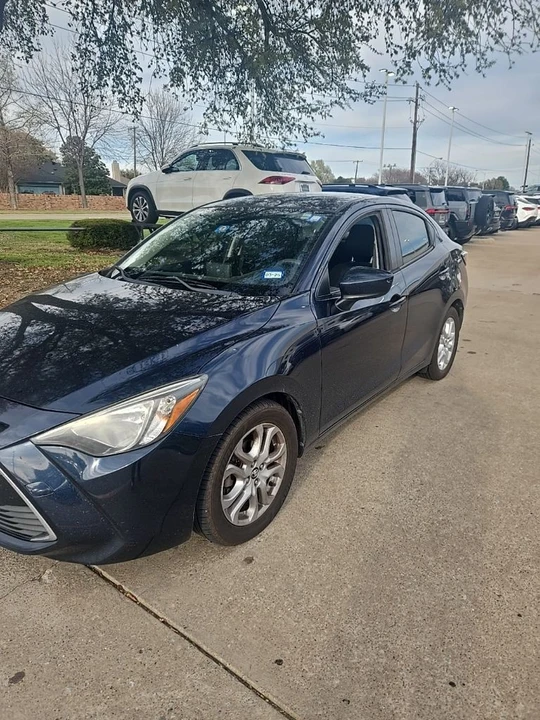 2018 Toyota Yaris - Image 2 of 6