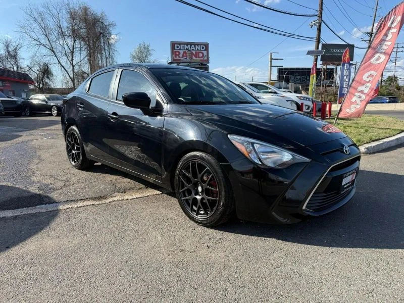 2018 Toyota Yaris - Image 3 of 12