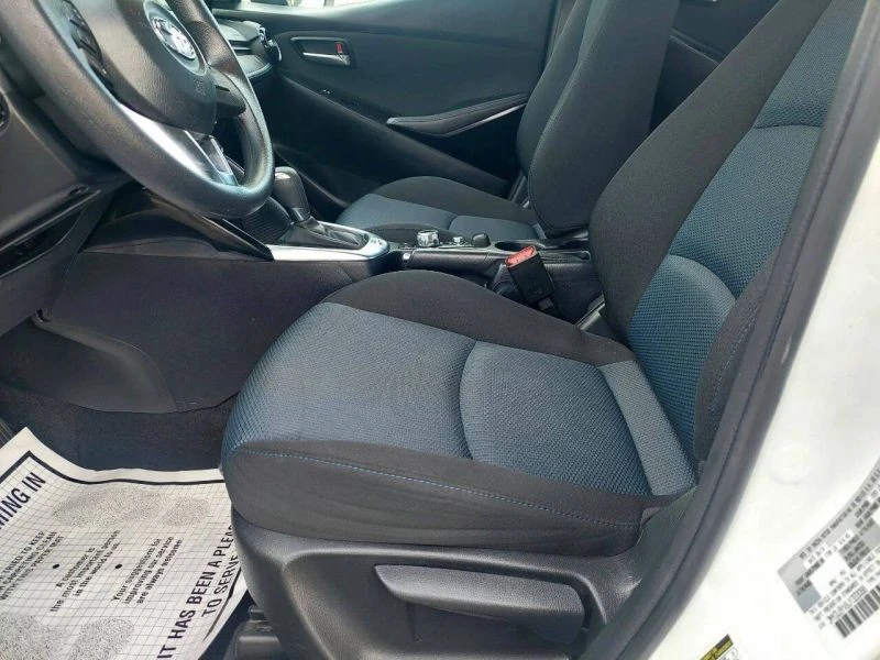 2018 Toyota Yaris - Image 5 of 12