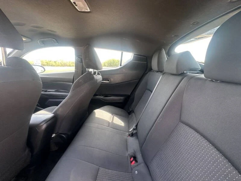 2018 Toyota C-HR - Image 11 of 16