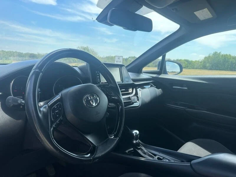 2018 Toyota C-HR - Image 10 of 16