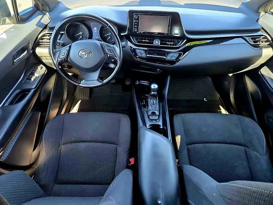 2018 Toyota C-HR - Image 9 of 13
