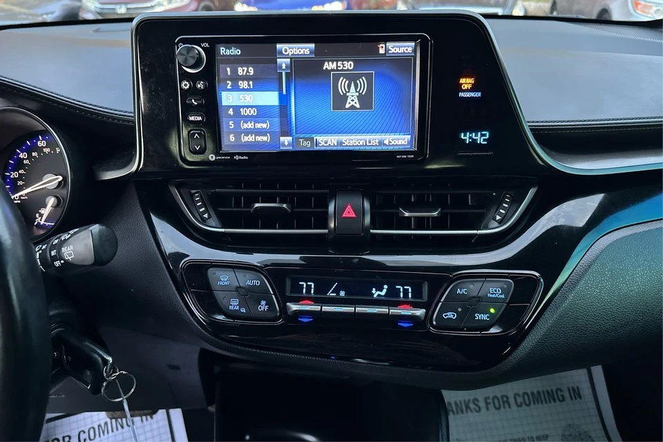 2018 Toyota C-HR - Image 11 of 19