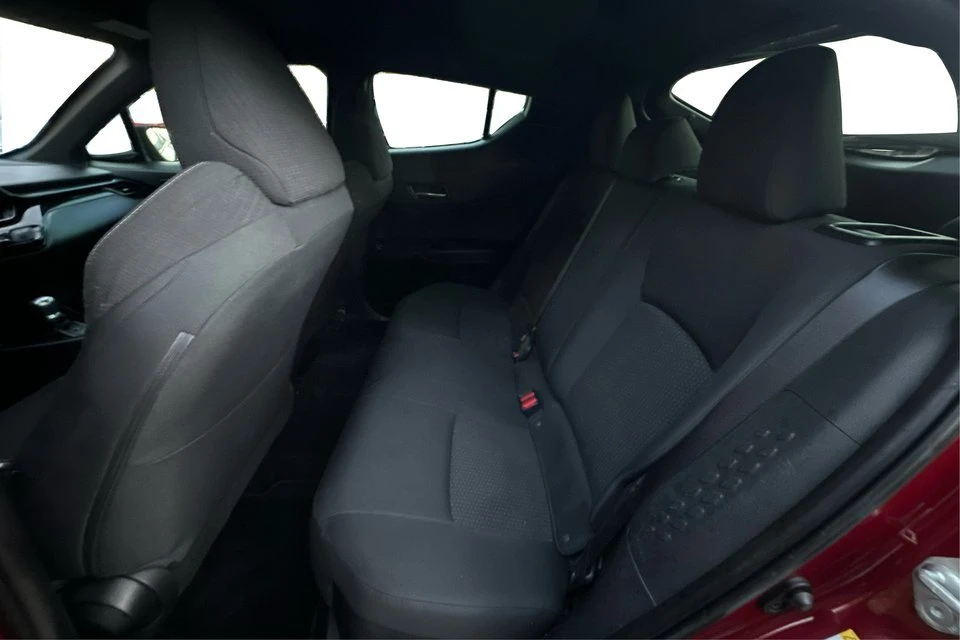 2018 Toyota C-HR - Image 9 of 19