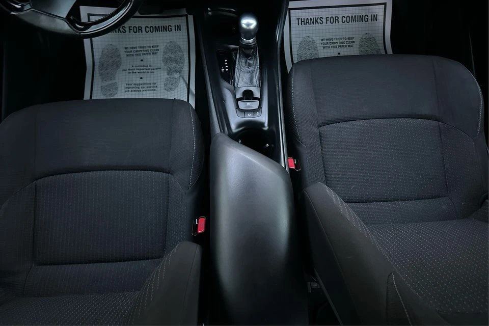 2018 Toyota C-HR - Image 13 of 19