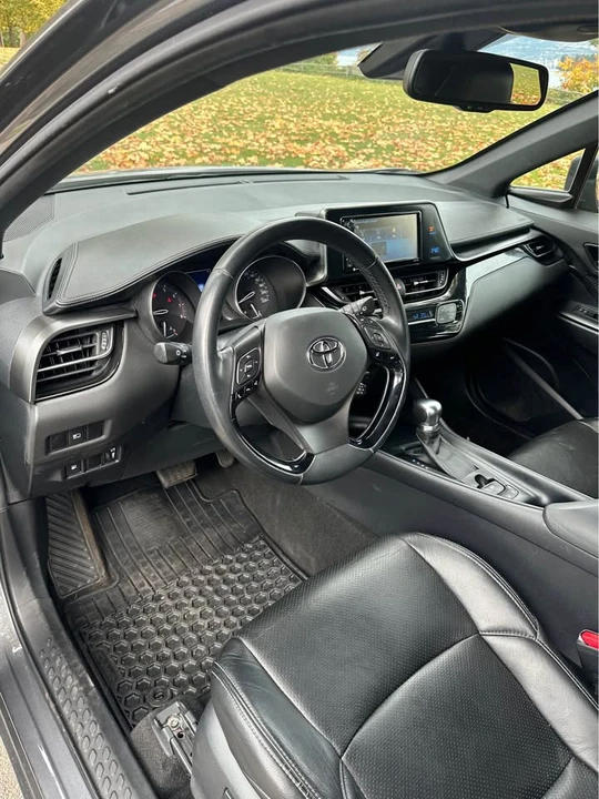 2018 Toyota C-HR - Image 6 of 7