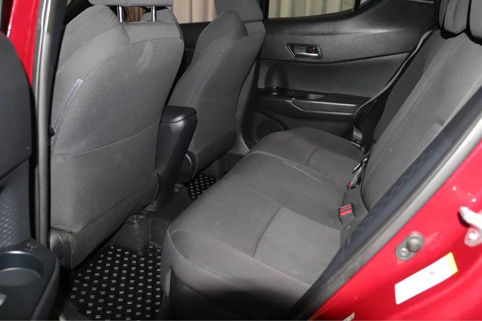 2018 Toyota C-HR - Image 14 of 16