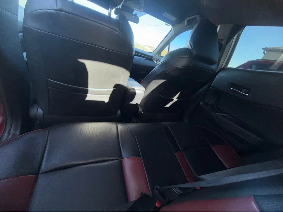2018 Toyota C-HR - Image 13 of 16