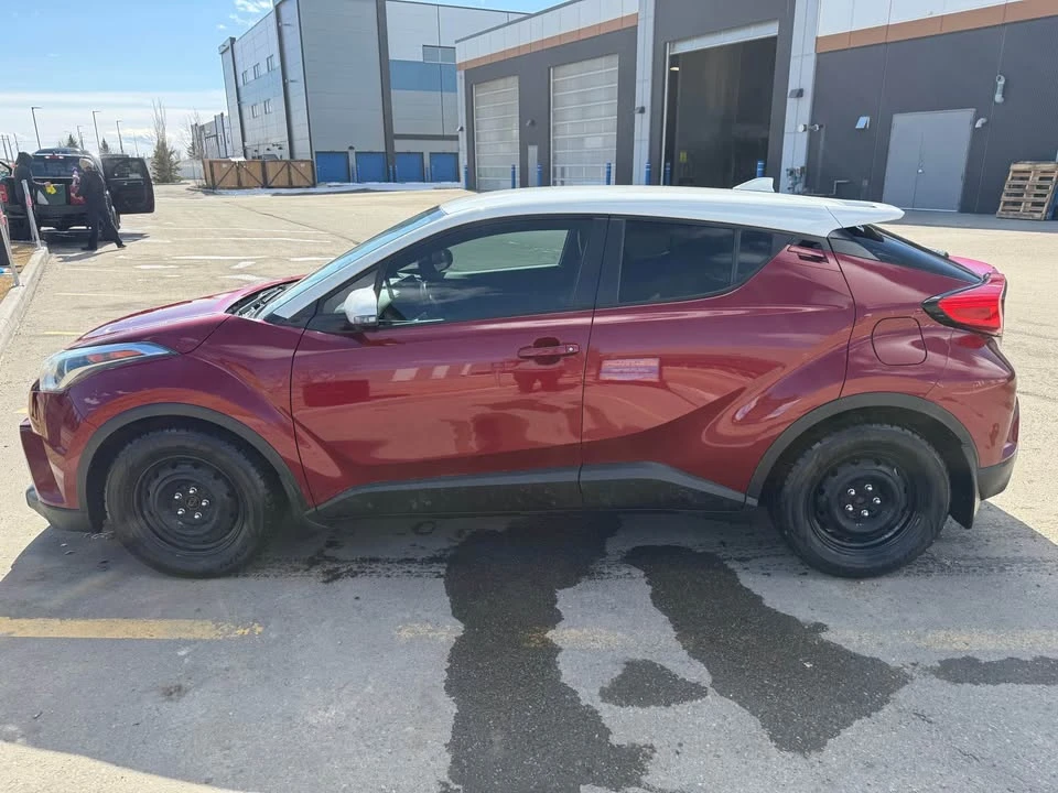 2018 Toyota C-HR - Image 2 of 16