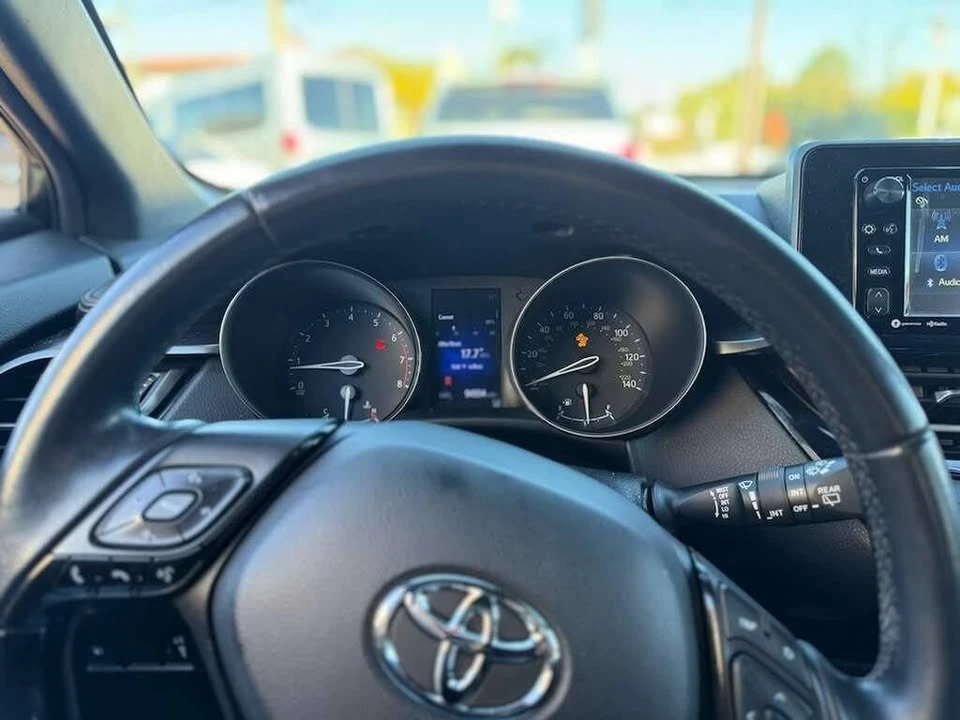 2018 Toyota C-HR - Image 11 of 14