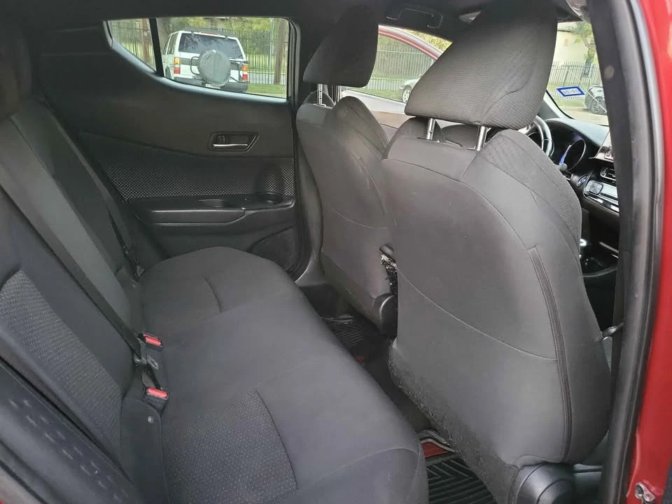 2018 Toyota C-HR - Image 9 of 13