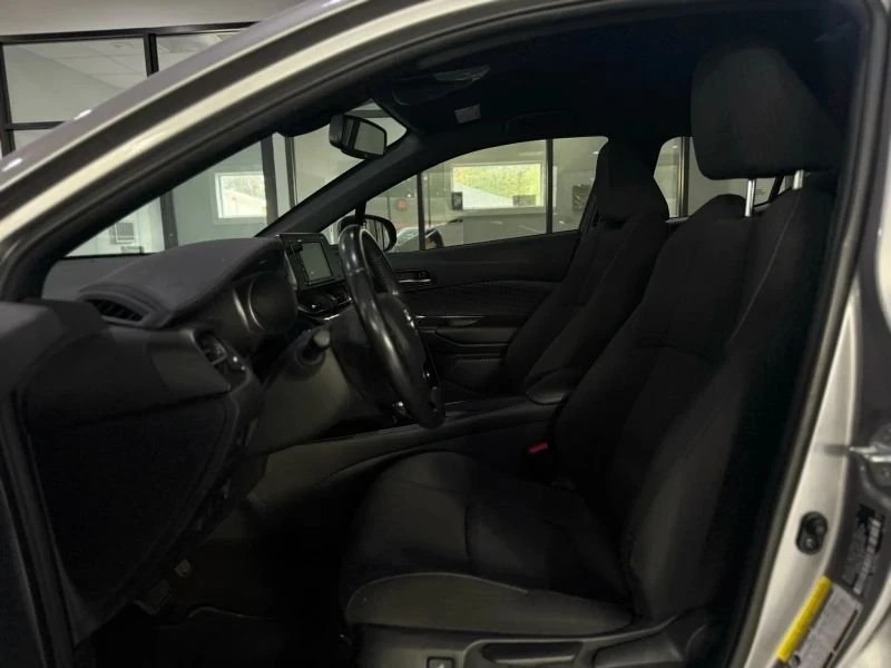 2018 Toyota C-HR - Image 11 of 18