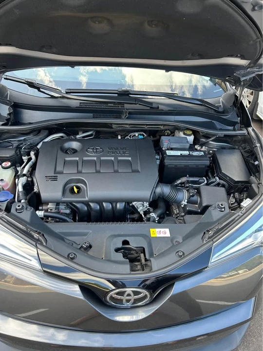 2018 Toyota C-HR - Image 15 of 18