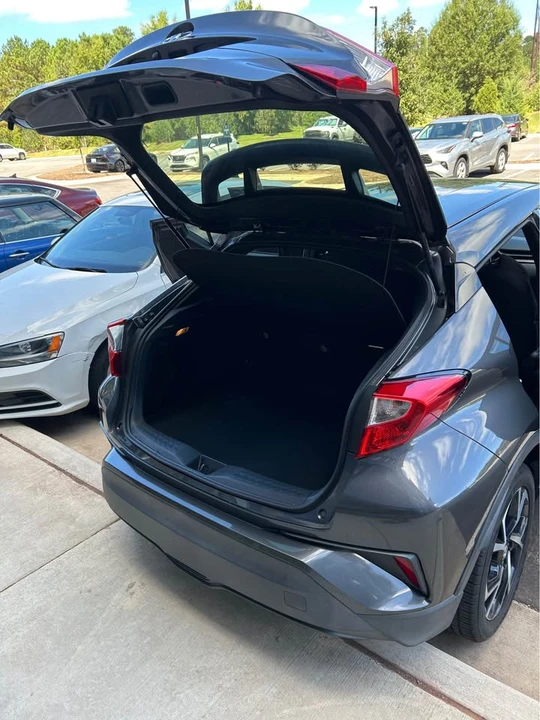 2018 Toyota C-HR - Image 8 of 18