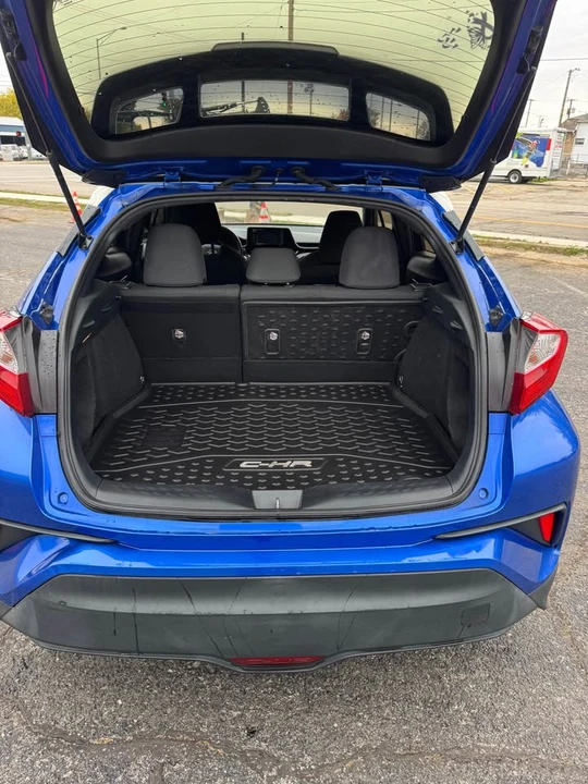2018 Toyota C-HR - Image 16 of 17