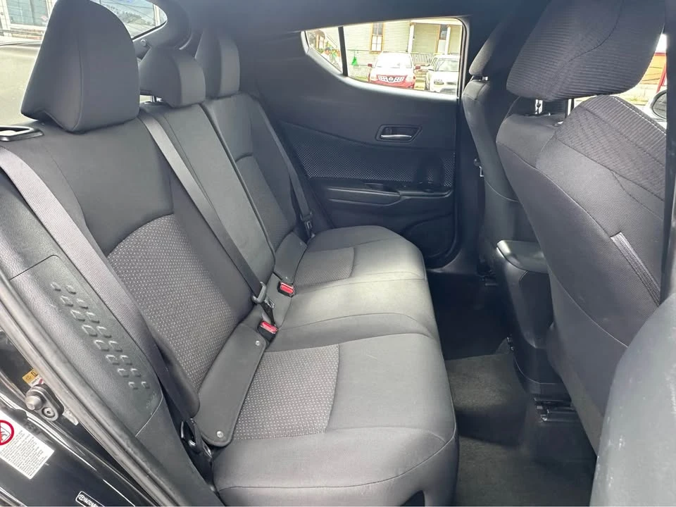 2018 Toyota C-HR - Image 11 of 19