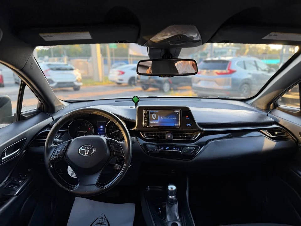 2018 Toyota C-HR - Image 12 of 17