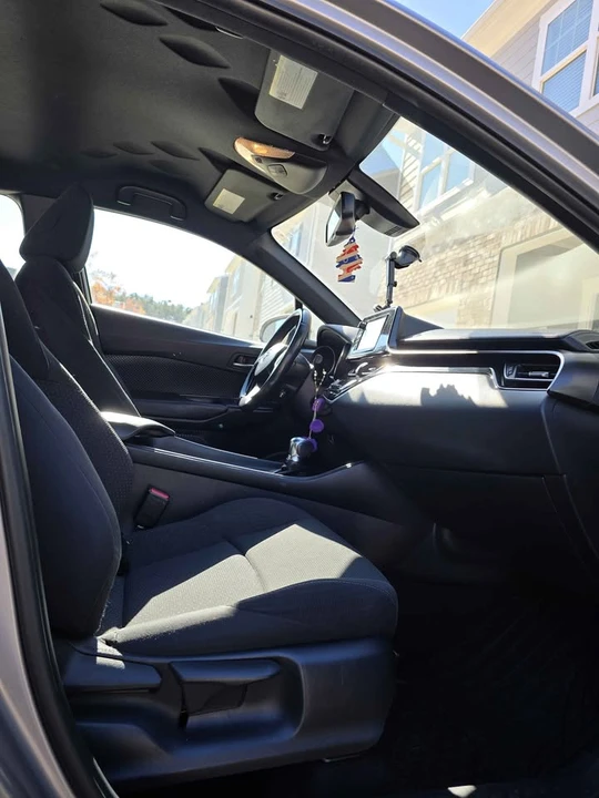 2018 Toyota C-HR - Image 12 of 19