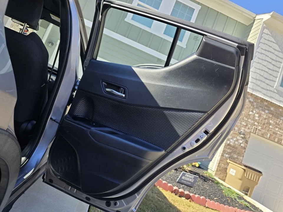 2018 Toyota C-HR - Image 10 of 19