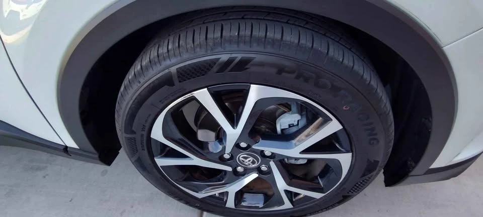 2018 Toyota C-HR - Image 12 of 14
