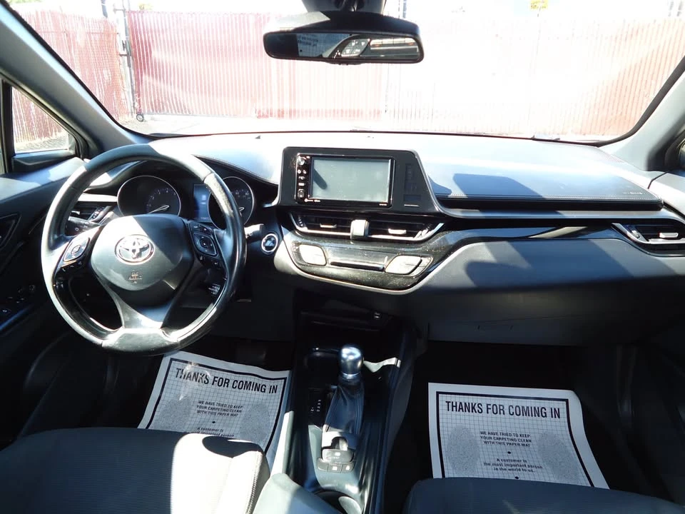 2018 Toyota C-HR - Image 12 of 18