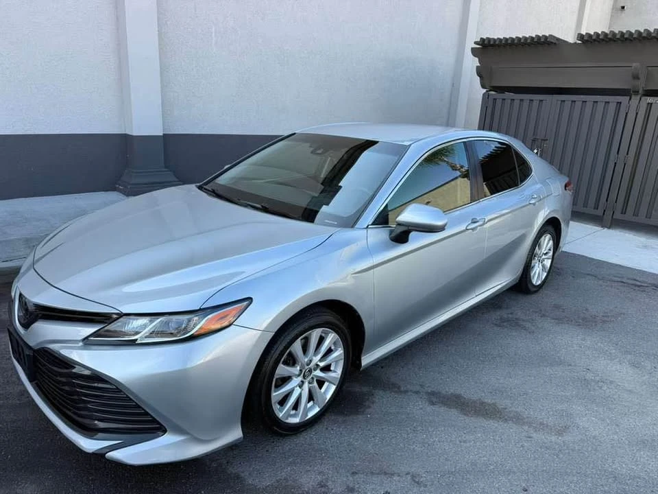 2018 Toyota Camry 8th Gen - Image 2 of 11