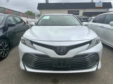 2018 Toyota Camry XLE Hybrid